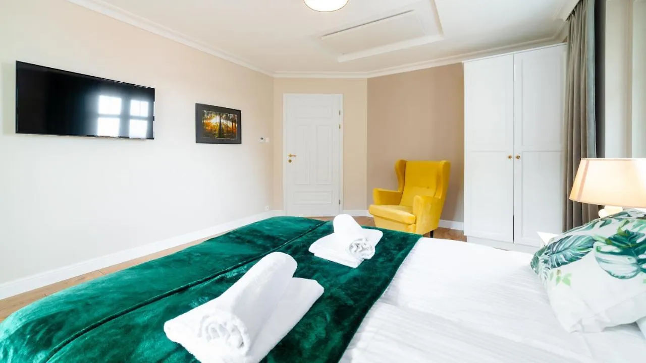 Hello Apartamenty Deptak - Royal Green 0*, Karpacz Polska