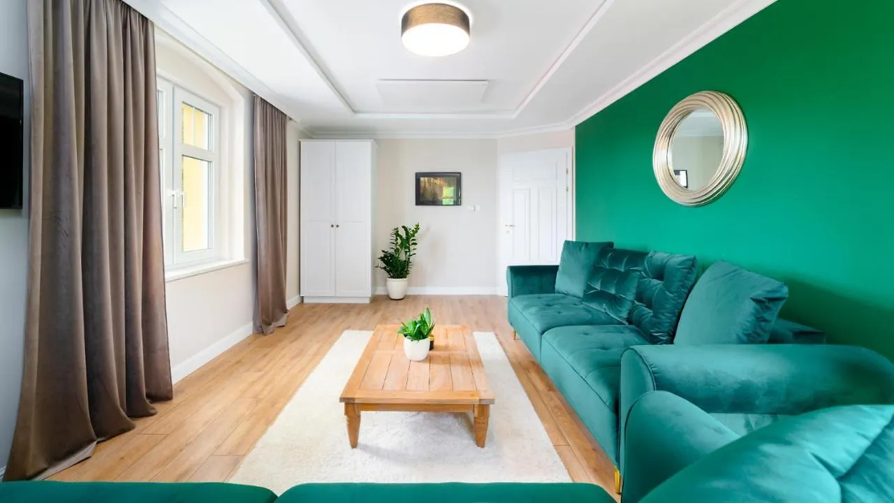 Hello Apartamenty Deptak - Royal Green 0*, Karpacz Polska