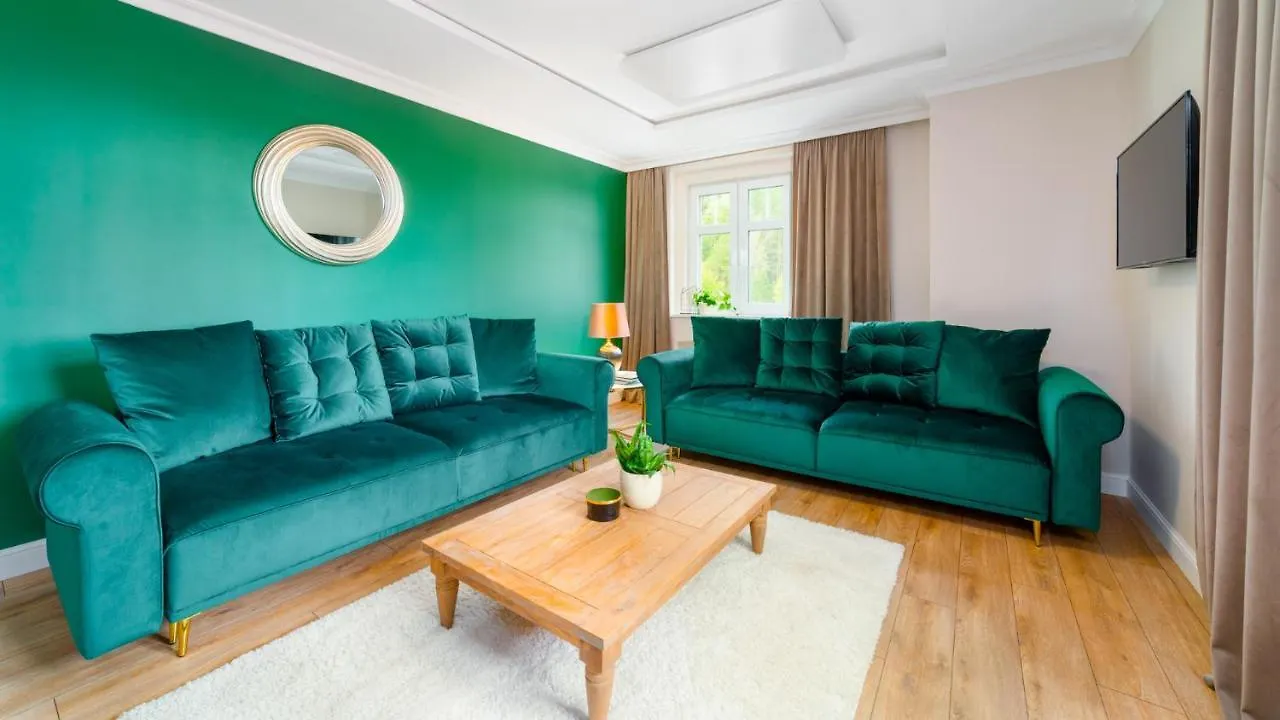 Hello Apartamenty Deptak - Royal Green Polska